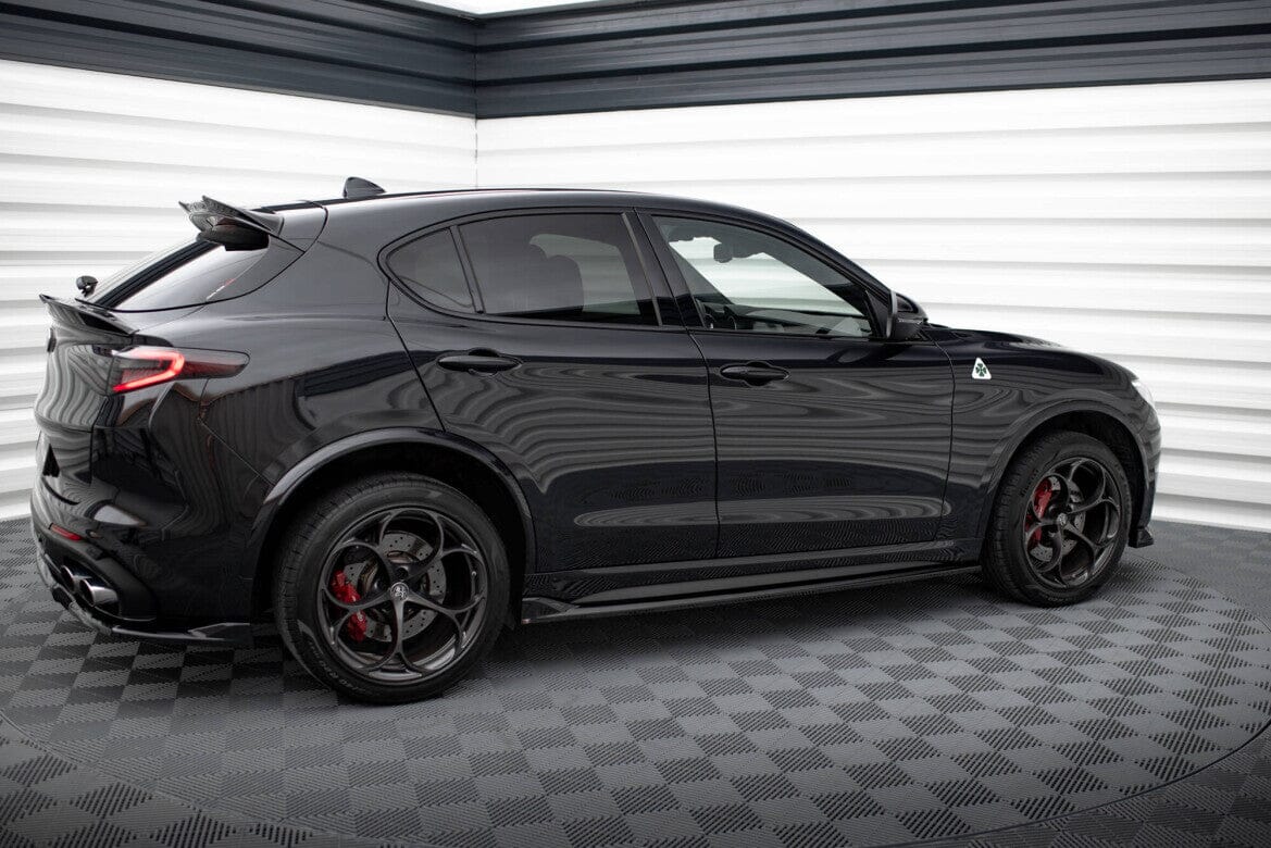 Alfa Romeo Stelvio Quadrifoglio Seitenschweller Maxton Design