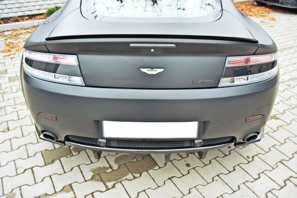 Aston Martin Vantage V8 Heck Ansatz Flaps Carbon Optik Maxton Design