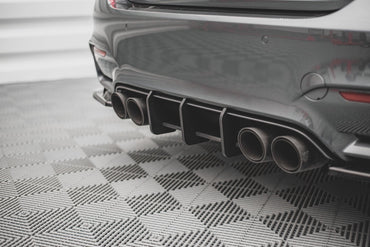 BMW M4 F82 - Street Pro Heckschürze