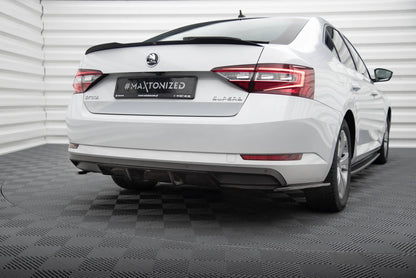 Skoda Superb - Heck Flaps V.1