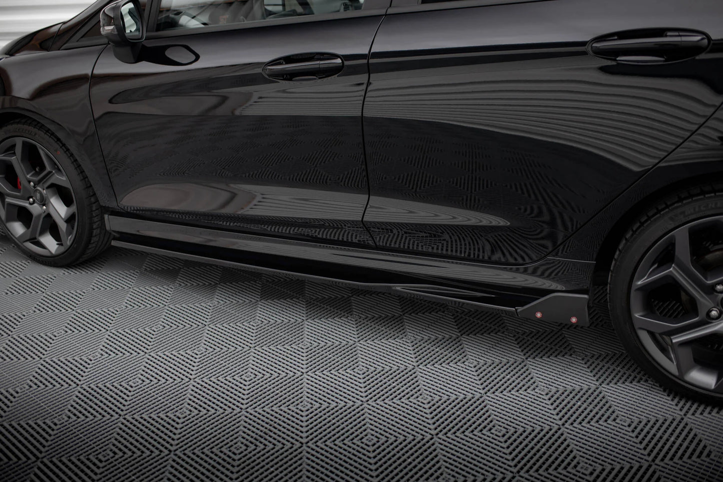 Ford Fiesta ST Mk8 - Seitenschweller V.2 + Flaps
