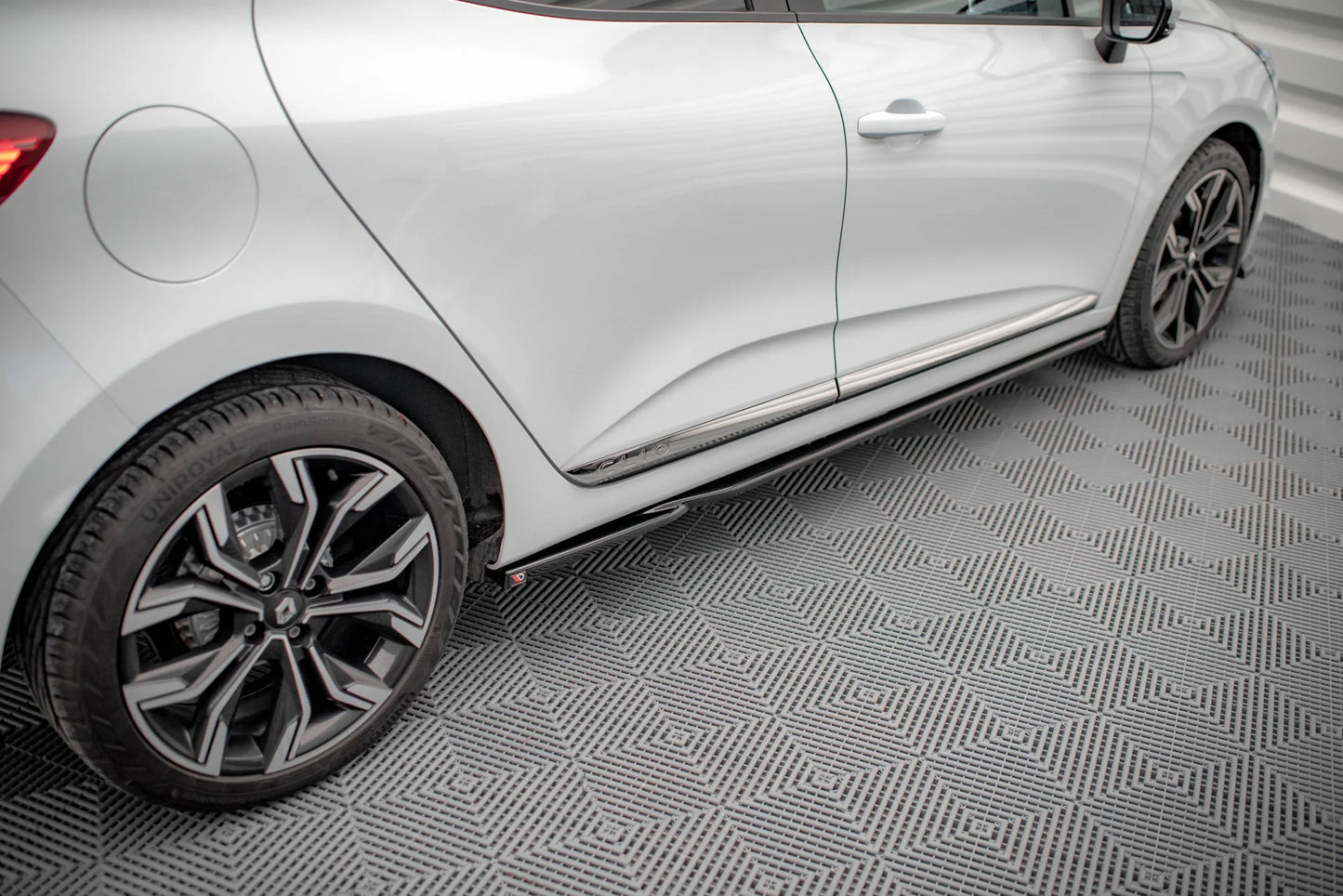 Renault Clio - Seitenschweller