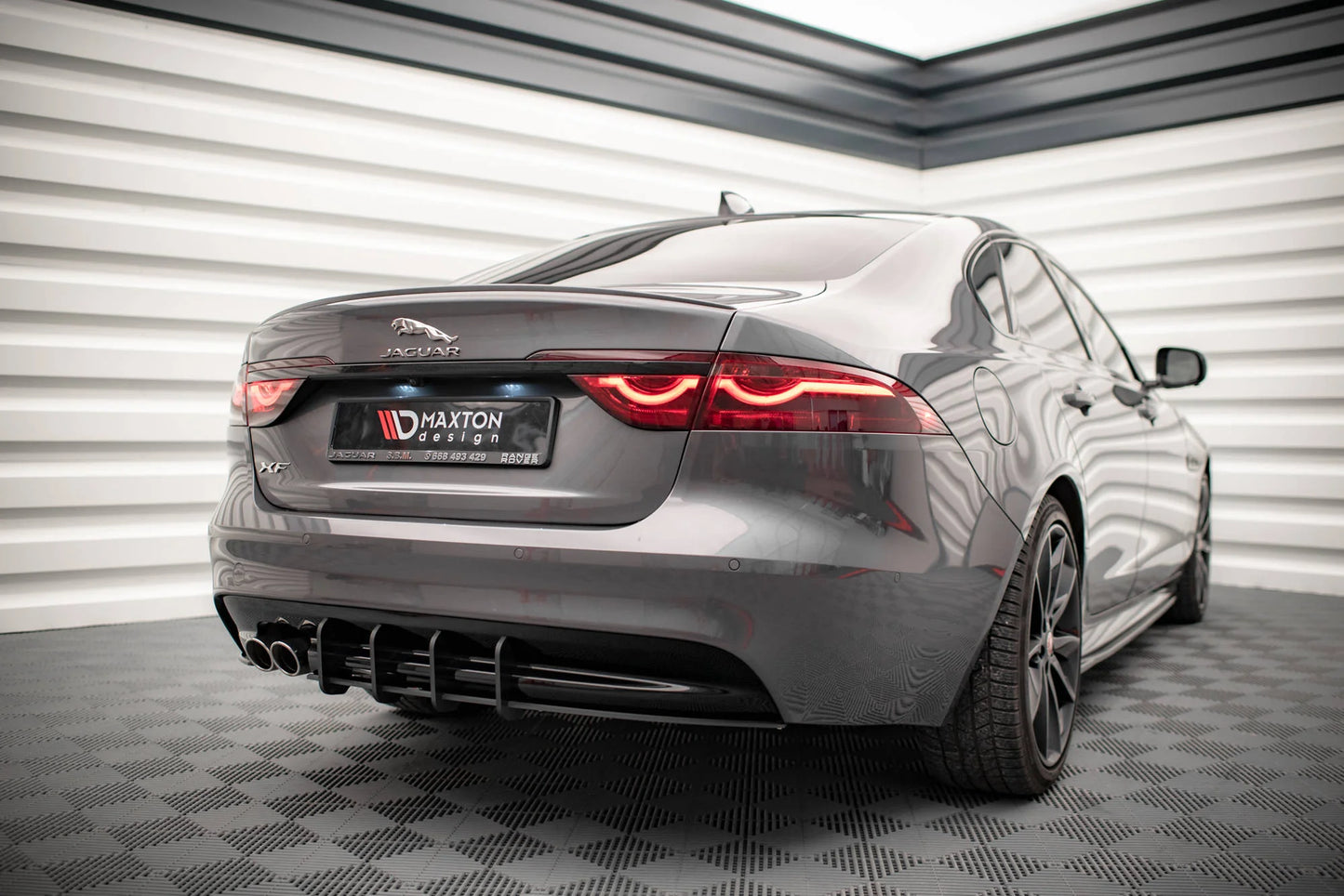 Jaguar XF R-Sport X260 - Street Pro Heckschürze