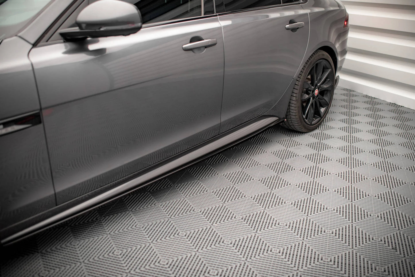 Jaguar XF R-Sport X260 - Seitenschweller