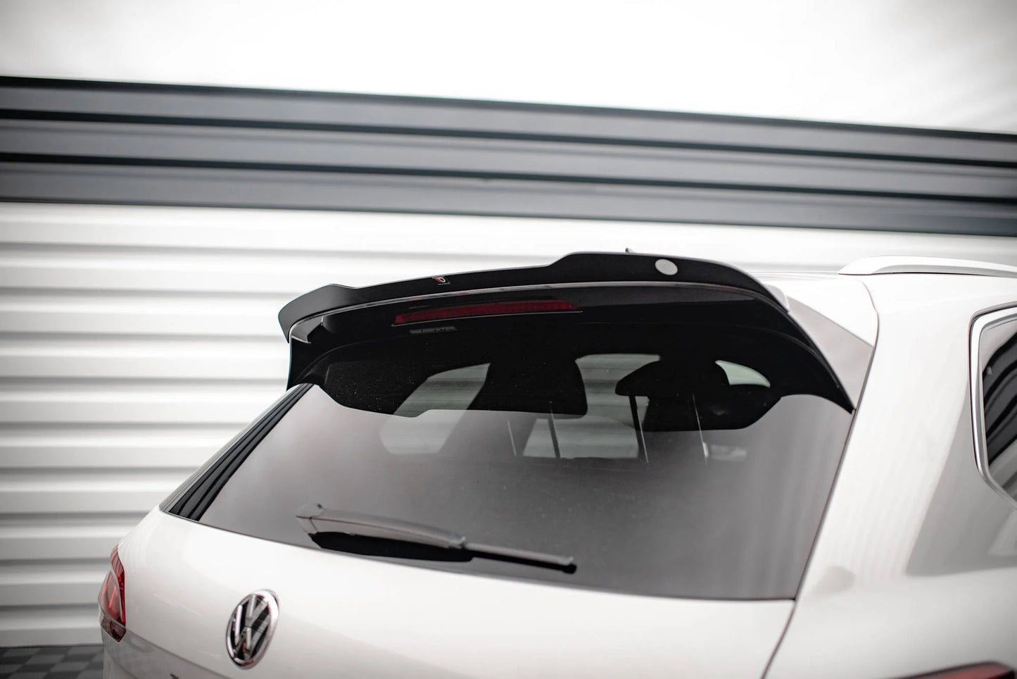 VW Touareg R-Line - Heck Dachspoiler