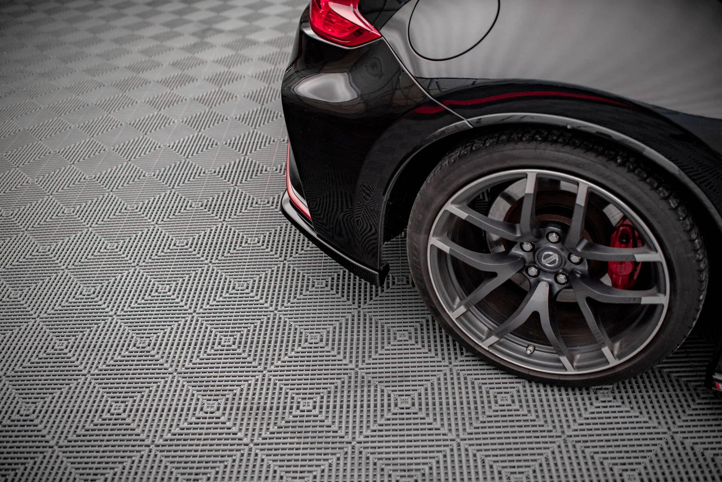 Nissan 370Z Nismo Facelift - Heck Flaps
