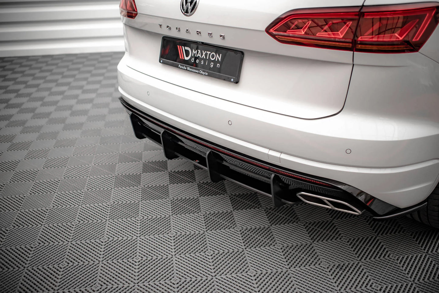 VW Touareg R-Line - Street Pro Heckschürze
