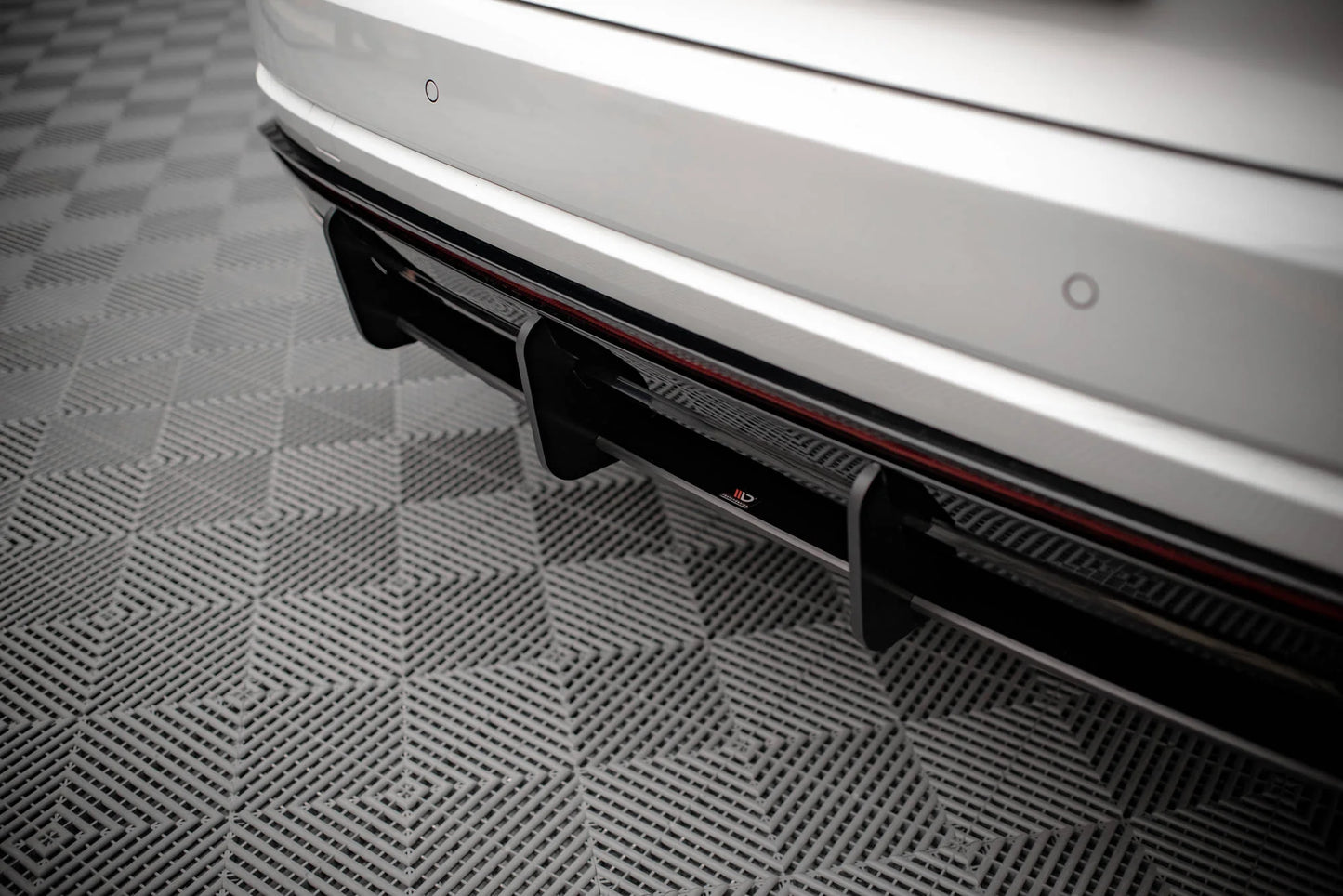VW Touareg R-Line - Street Pro Heckschürze