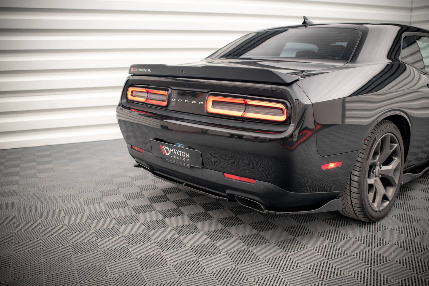 Dodge Challenger GT - Heck Flaps