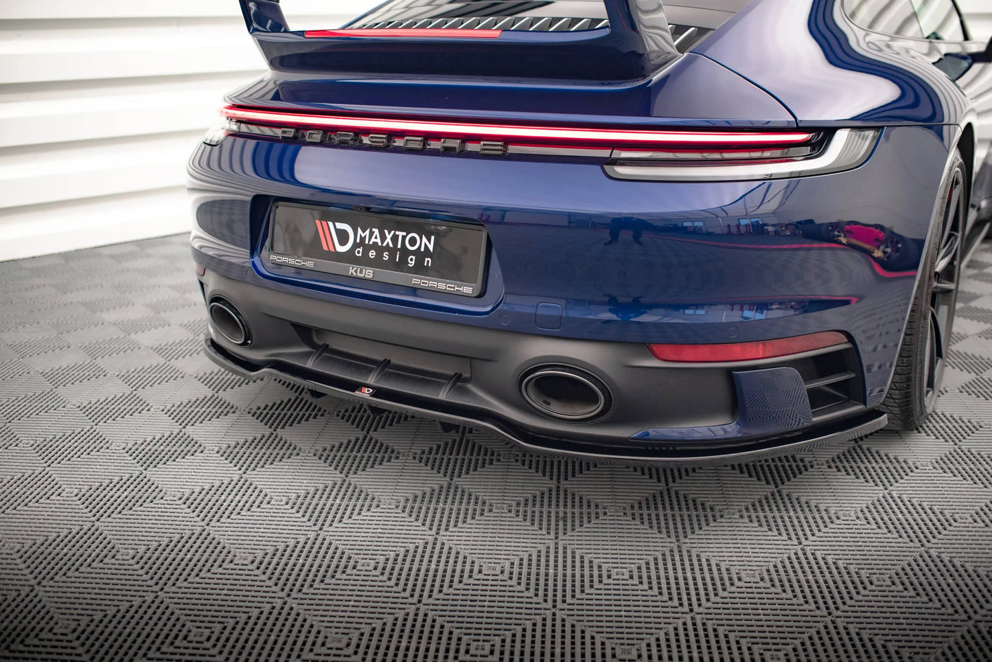 Porsche 911 Carrera Aero / Carrera GTS - Heck Ansatz V.1