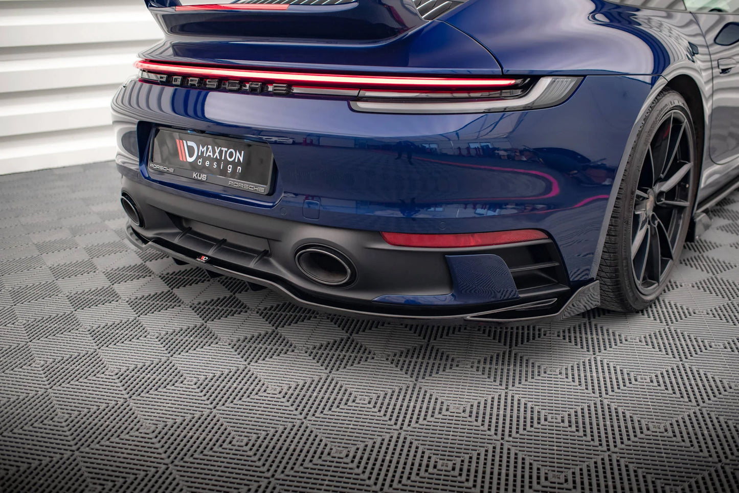 Porsche 911 Carrera Aero / Carrera GTS - Heck Ansatz V.2