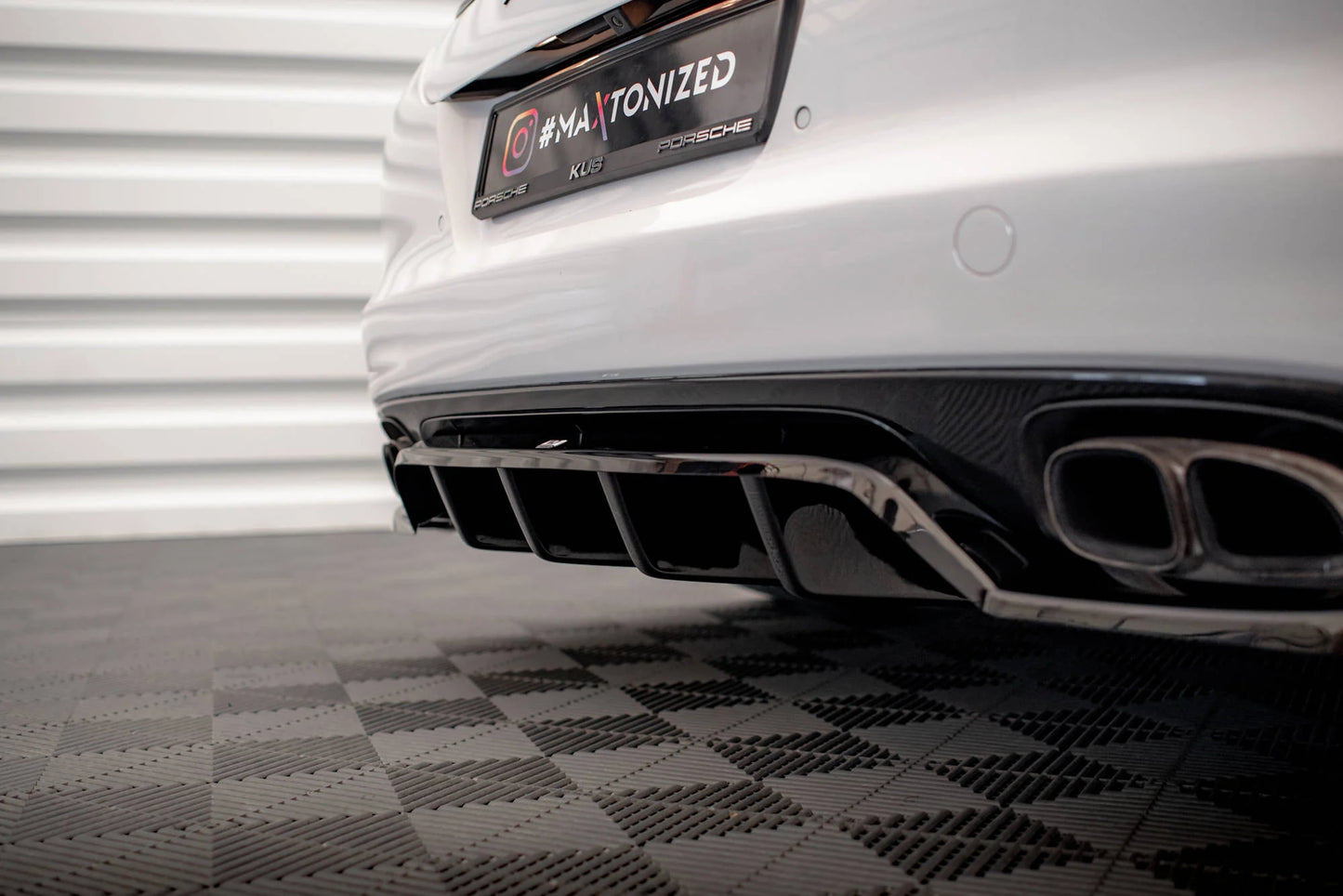 Porsche Panamera Turbo - Heck Ansatz