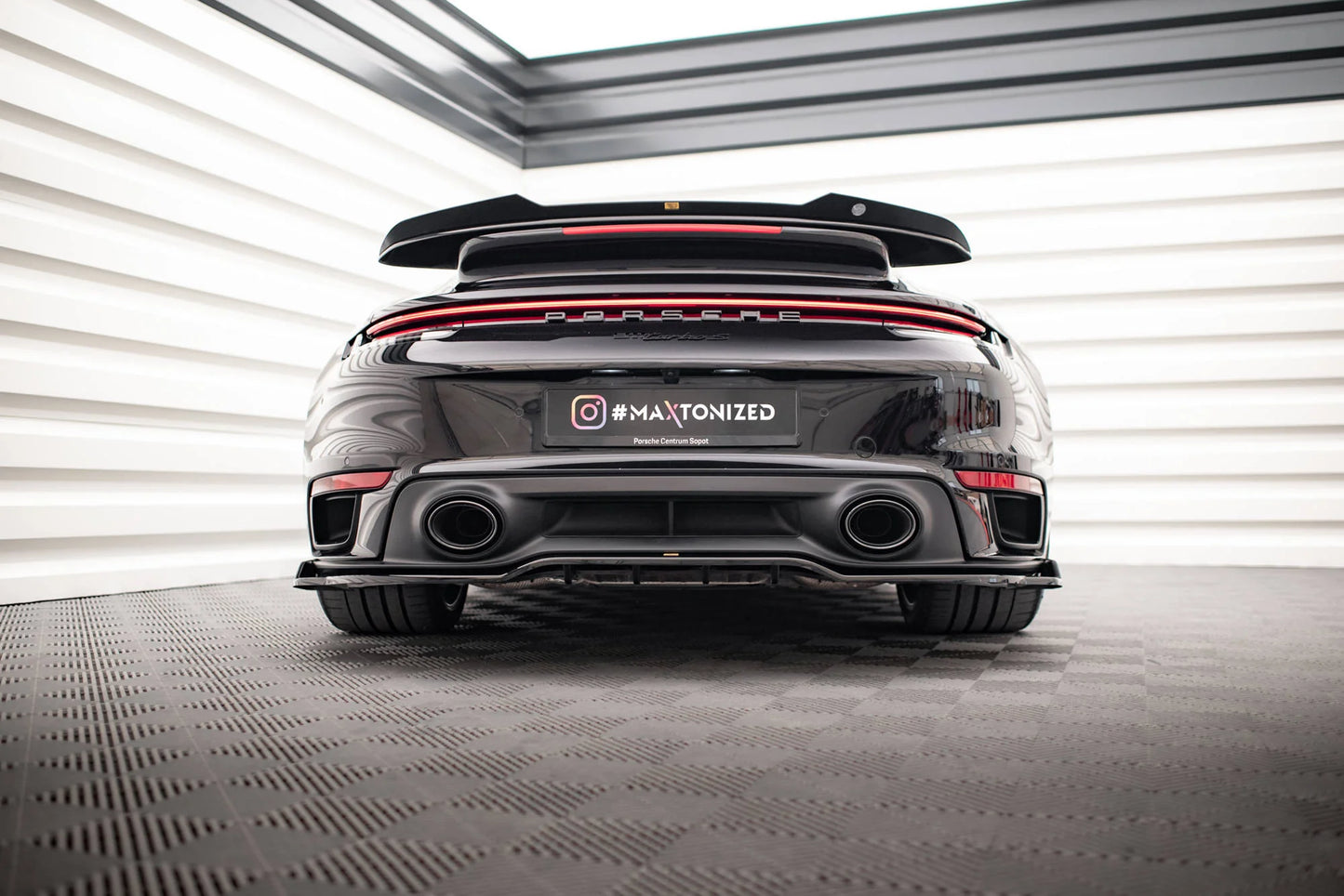 Porsche 911 Turbo S - Heck Ansatz