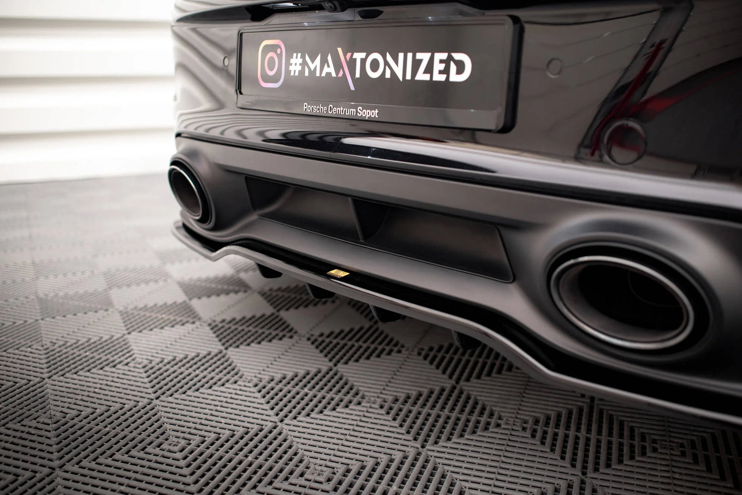 Porsche 911 Turbo S - Heck Ansatz