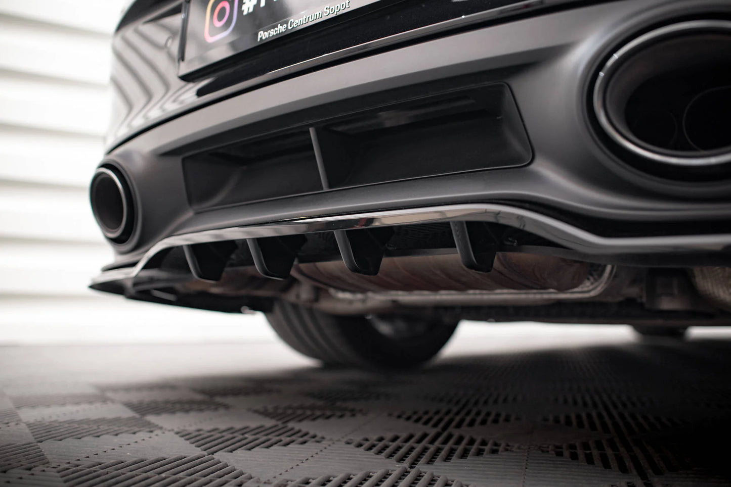 Porsche 911 Turbo S - Heck Ansatz