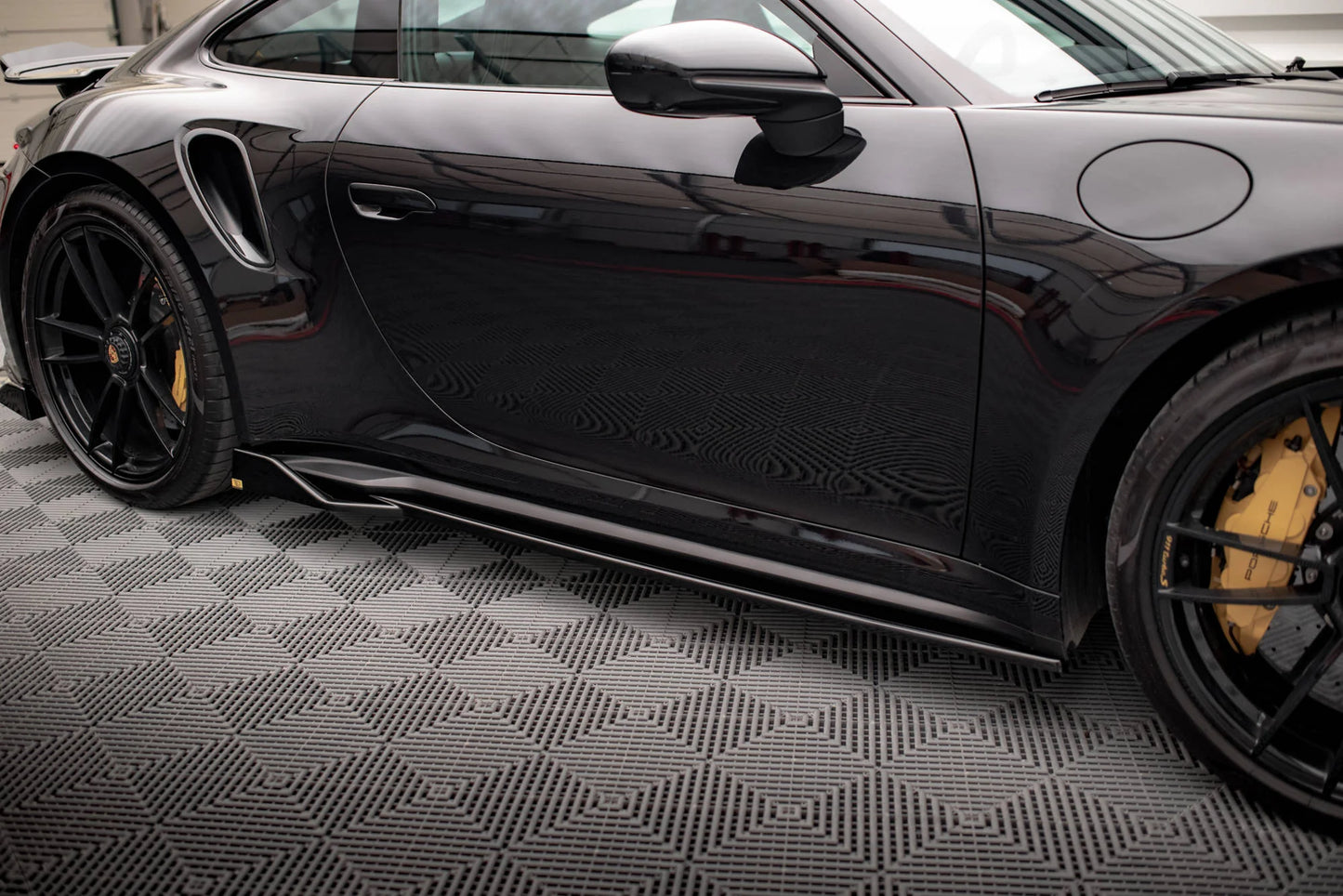 Porsche 911 Turbo S - Seitenschweller