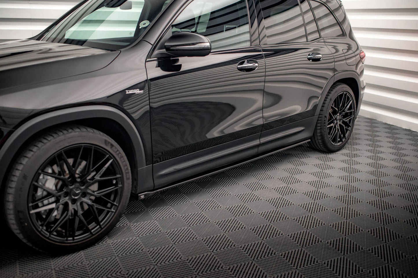 Mercedes GLB 35 AMG / AMG-Line - Seitenschweller