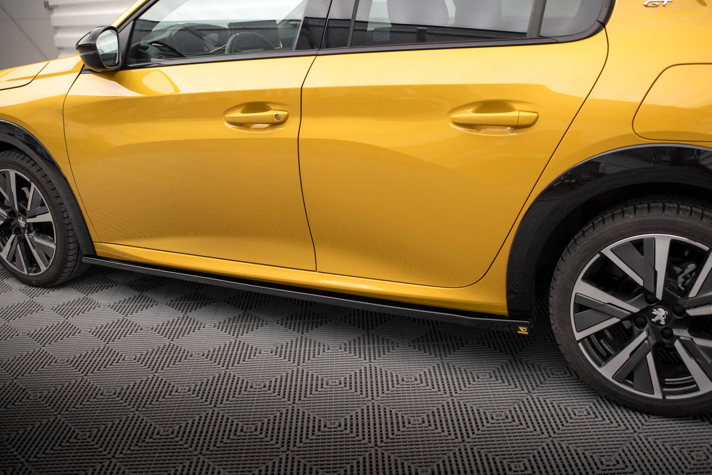 Peugeot 208 GT - Seitenschweller