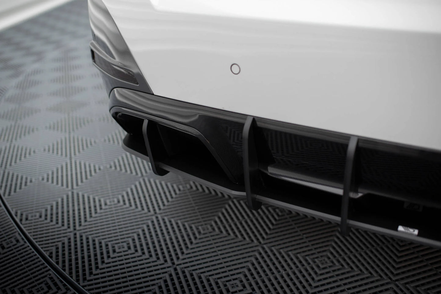 BMW i4 G26 - Street Pro Heckschürze