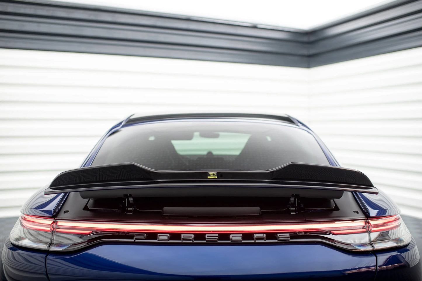 Porsche Panamera E-Hybrid Facelift - 3D Heck Spoiler