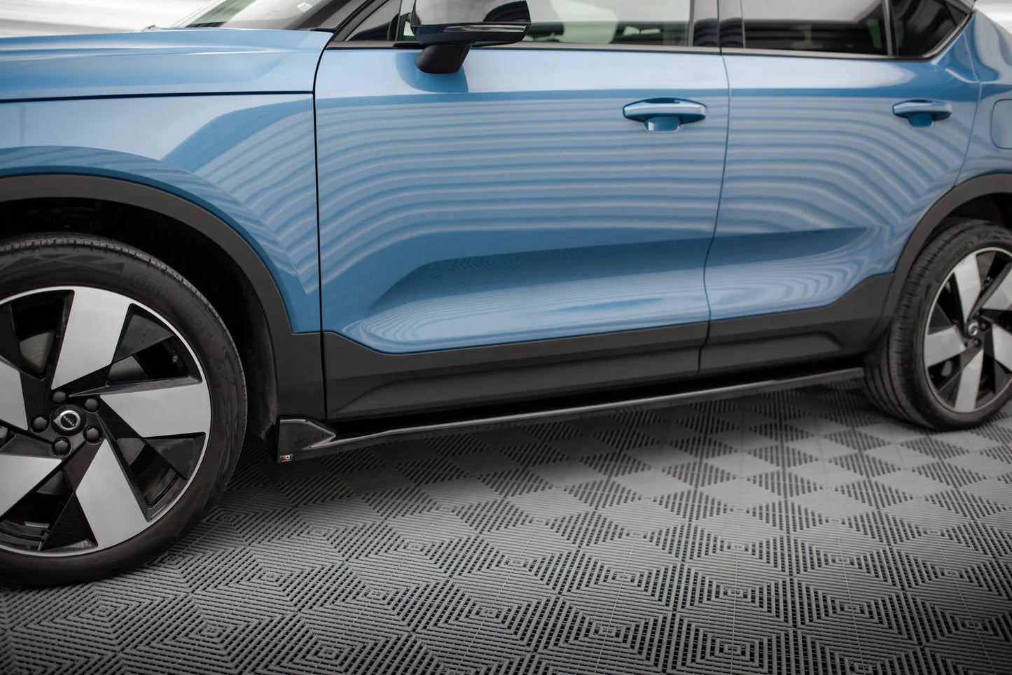 Volvo C40 - Seitenschweller