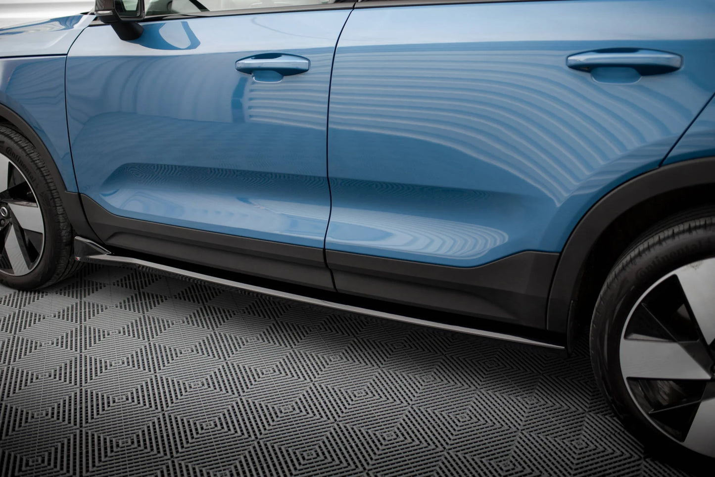 Volvo C40 - Seitenschweller