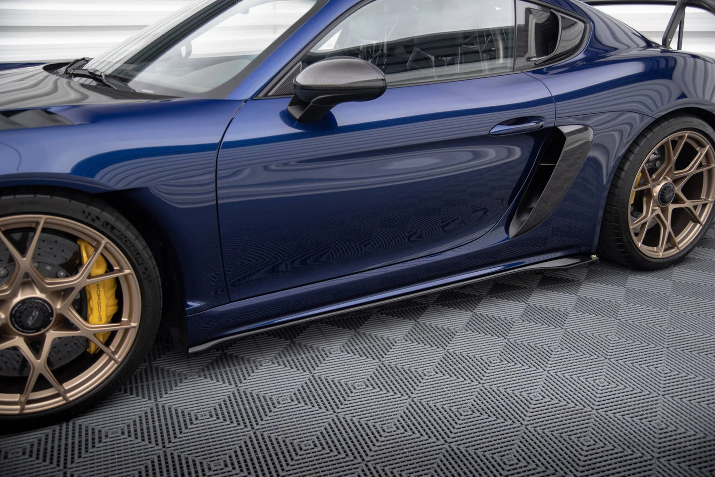 Porsche Cayman GT4 RS - Seitenschweller