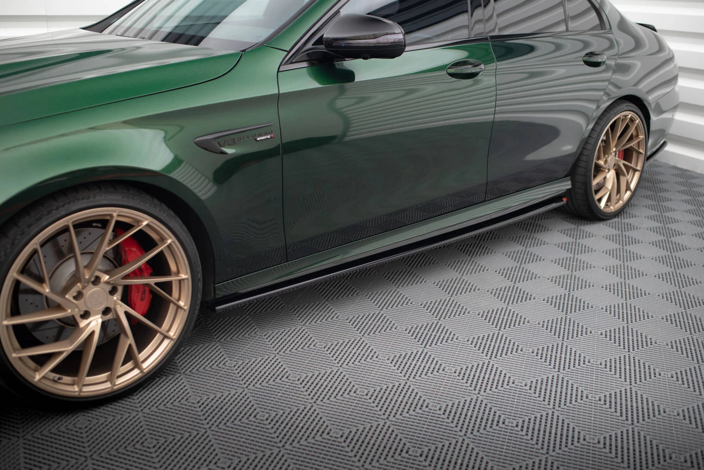 Mercedes E63 AMG Facelift - Seitenschweller