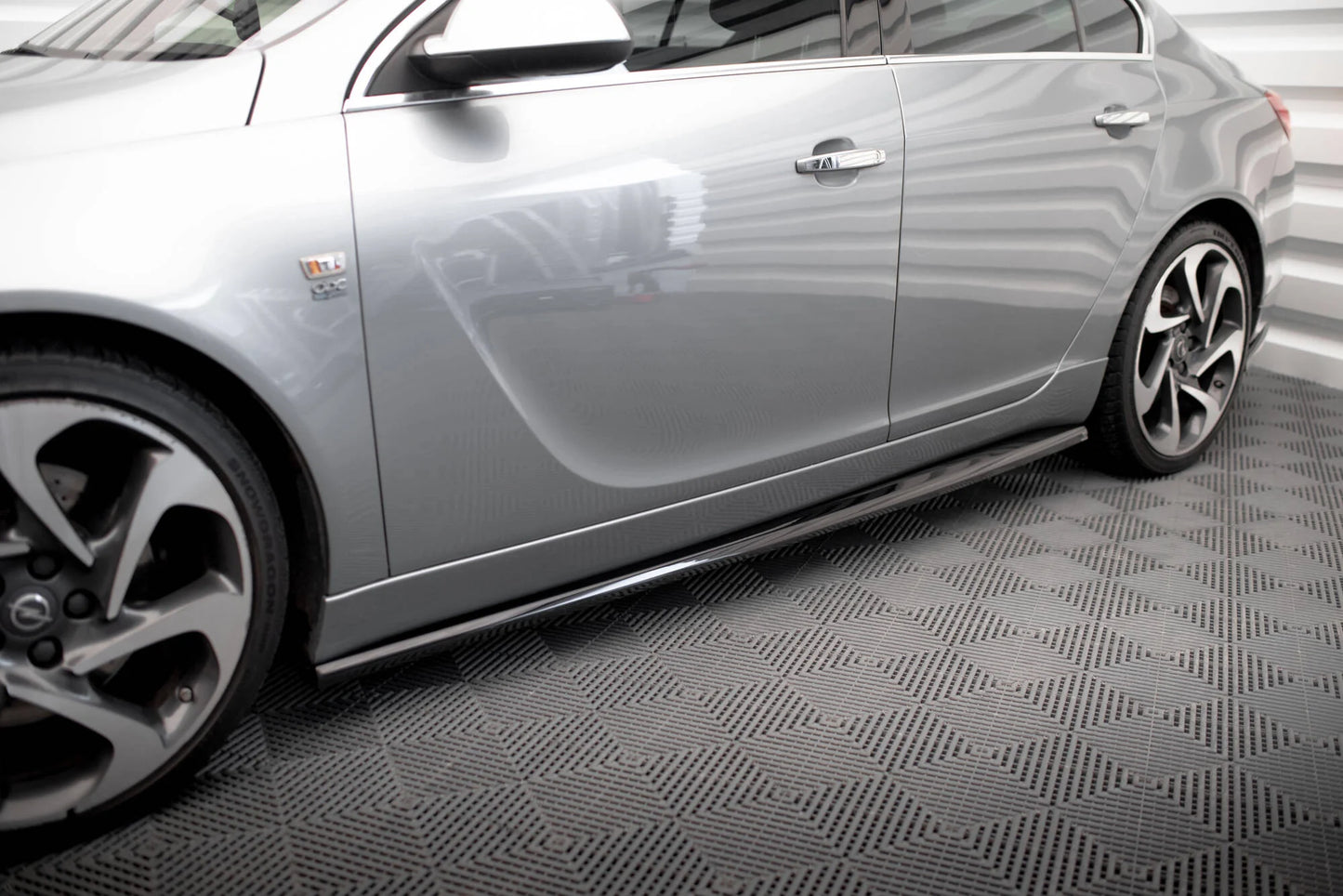 Opel Insigina OPC-Line - Seitenschweller