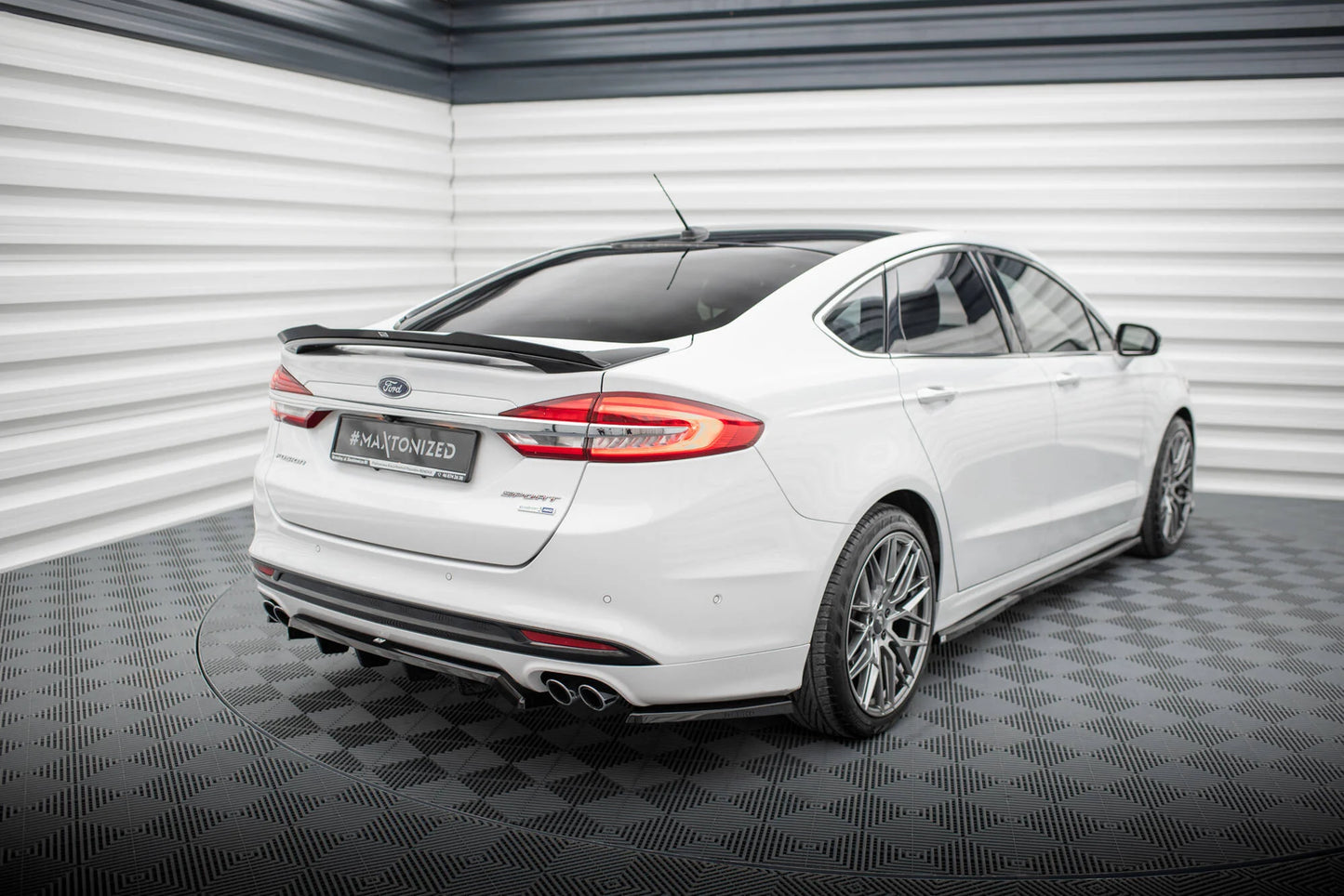 Ford Mondeo Mk5 Facelift - Heck Flaps