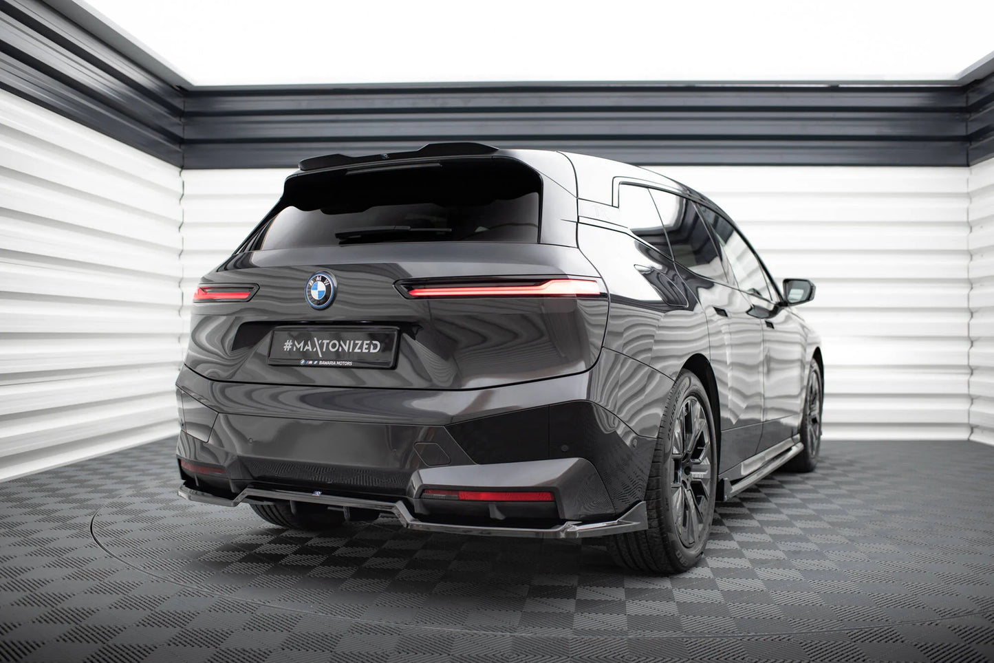 BMW iX - Heck Dachspoiler
