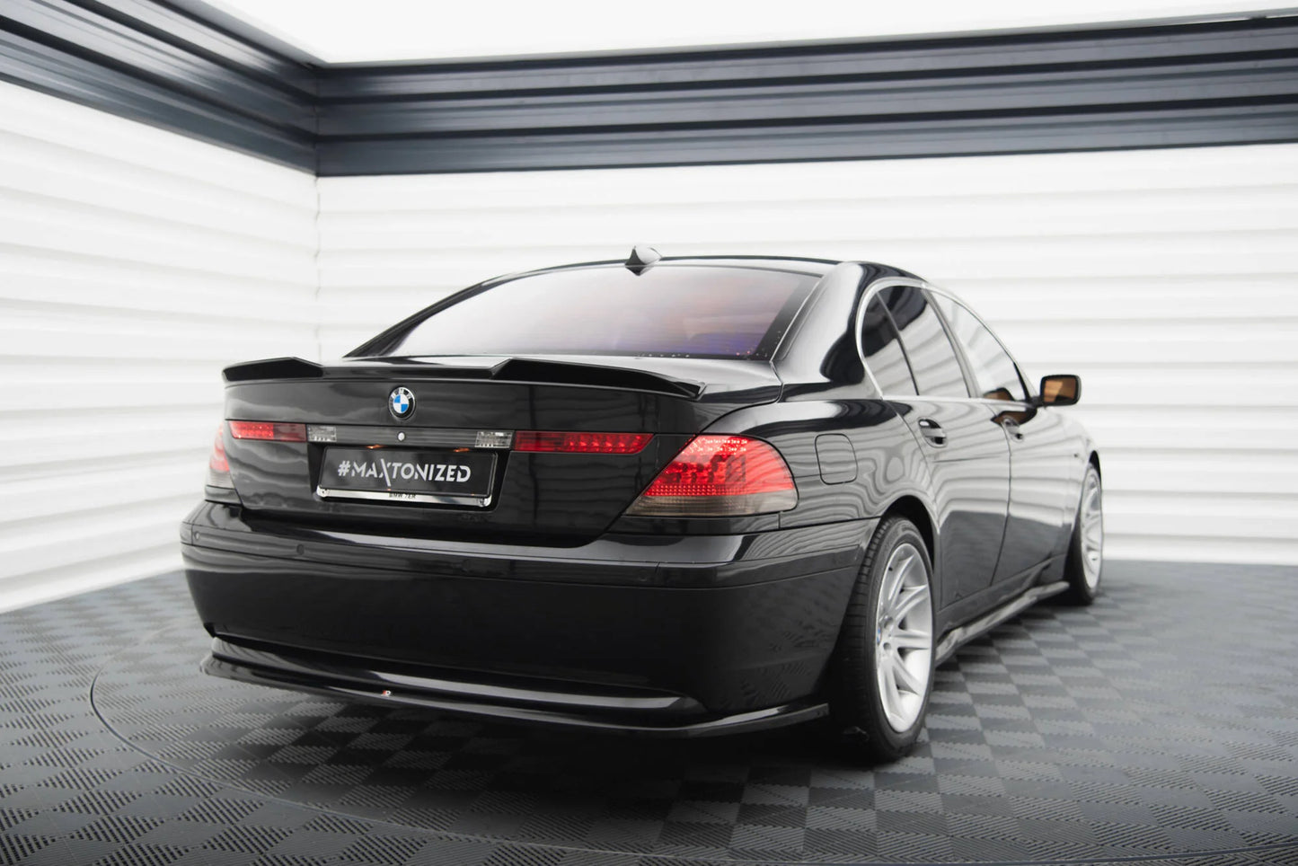 BMW 7er E65 - Heck Ansatz
