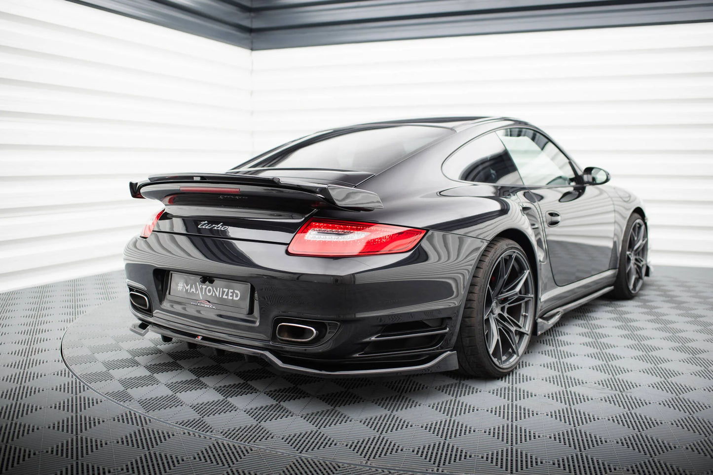 Porsche 911 Turbo - Heck Ansatz