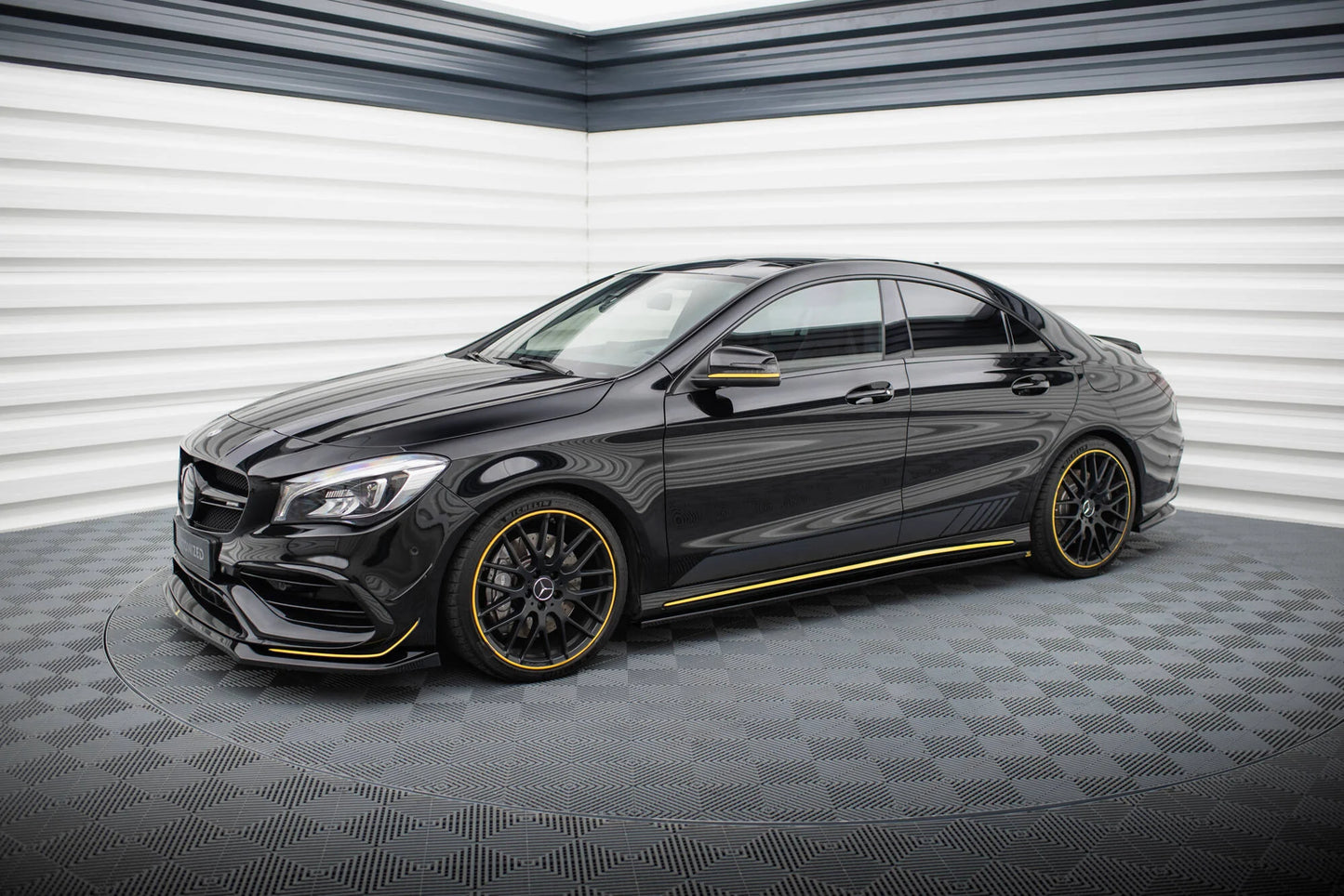 Mercedes CLA AMG 45 Facelift - Seitenschweller