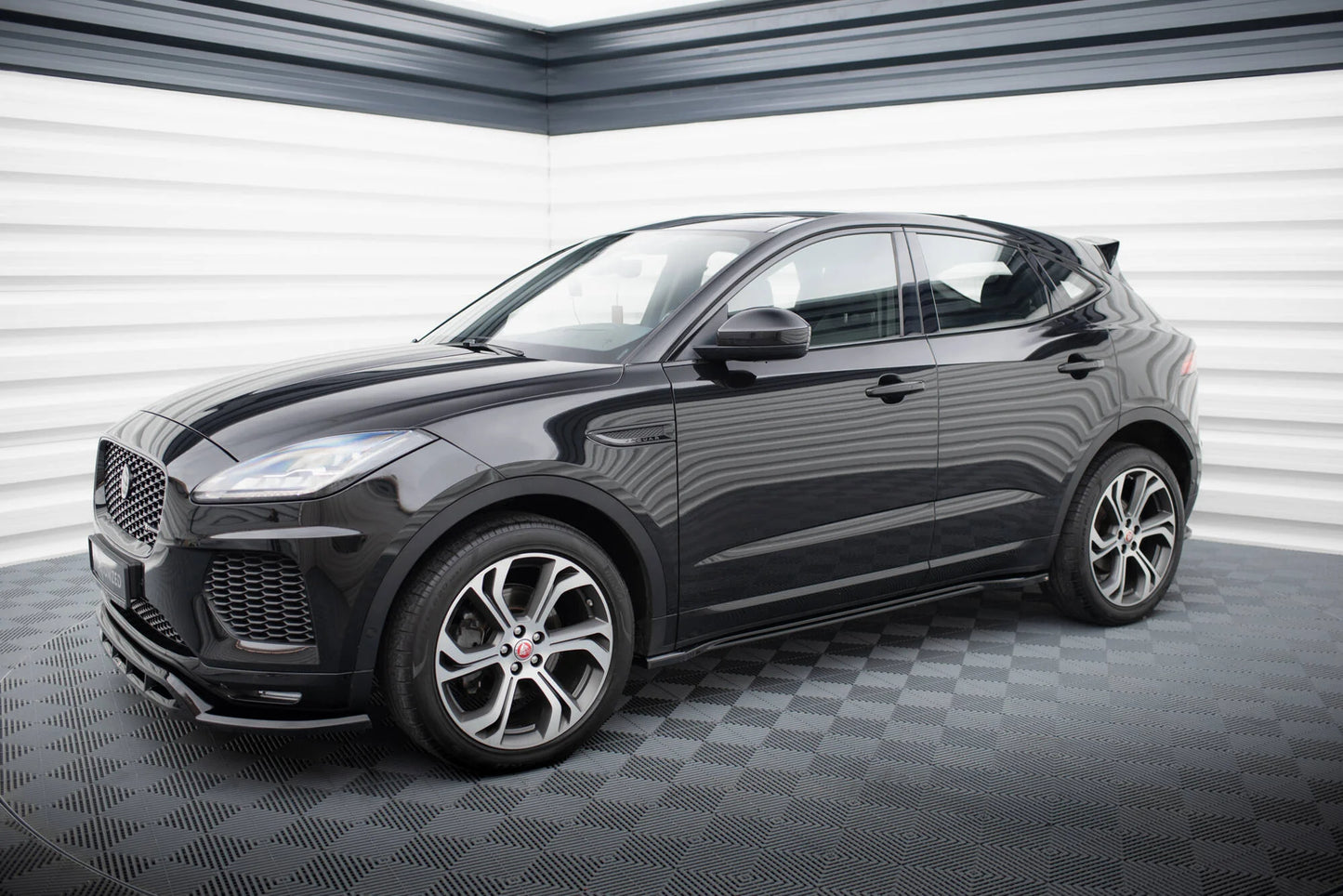 Jaguar E-Pace R-Dynamic X540 - Seitenschweller