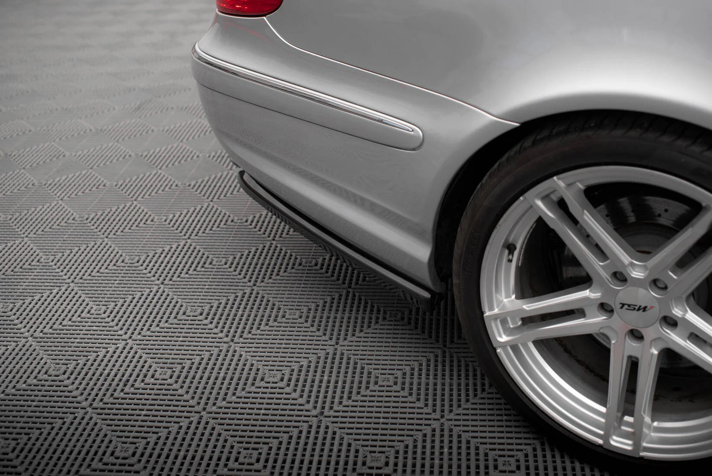 Mercedes E 55 AMG - Heck Flaps