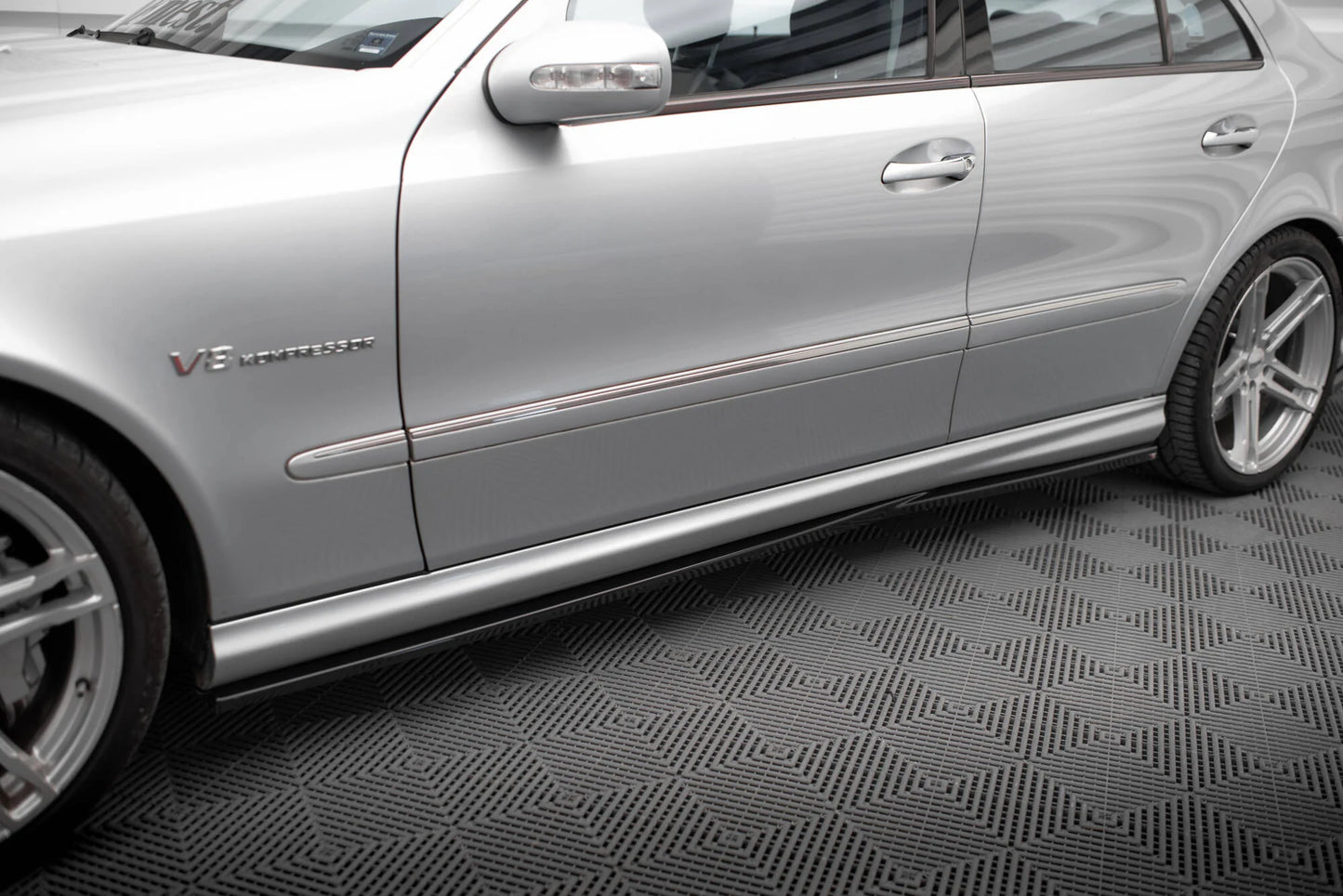 Mercedes E 55 AMG - Seitenschweller
