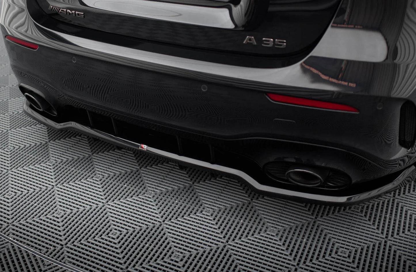Mercedes A35 AMG - Heck Ansatz