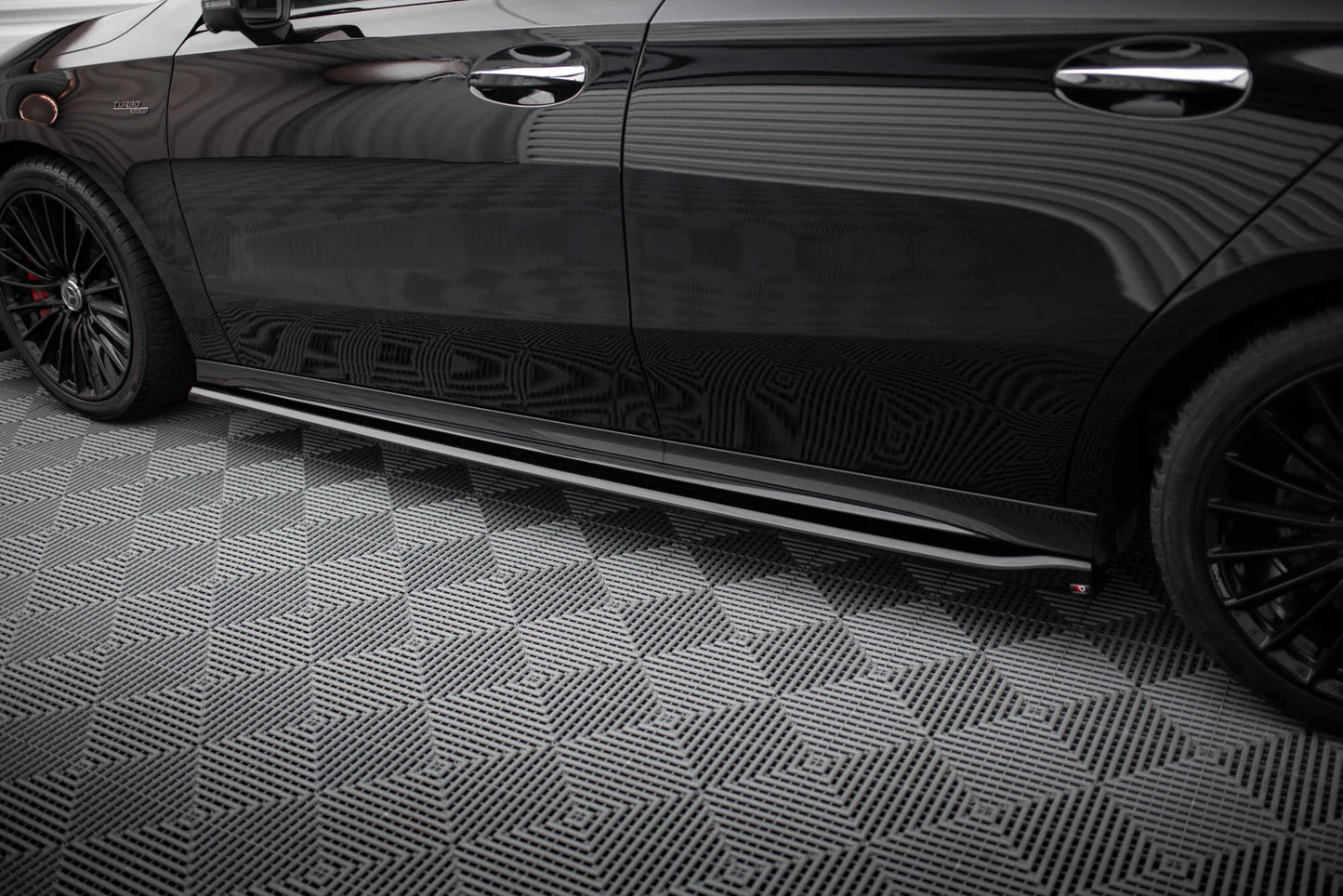 Mercedes AMG A35 / A-Klasse AMG-Line Facelift - Seitenschweller