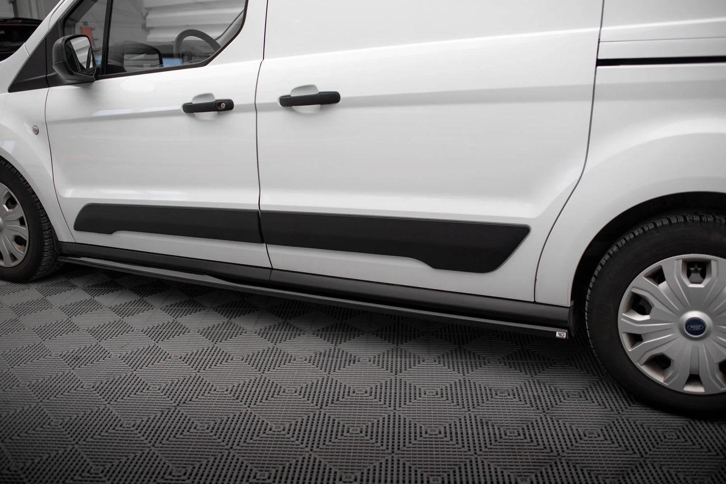 Ford Transit Connect L2 Mk2 Facelift - Seitenschweller