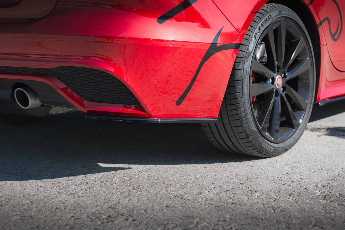Jaguar XE R-Dynamic X760 Facelift - Heck Flaps