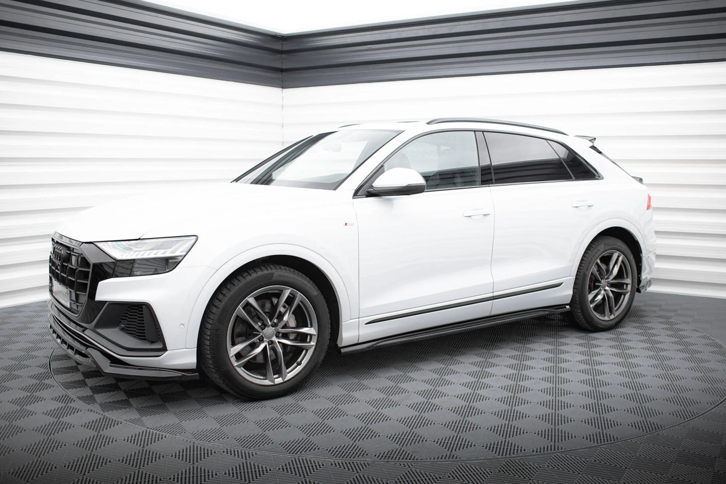 Audi SQ8 4M - Seitenschweller V.2