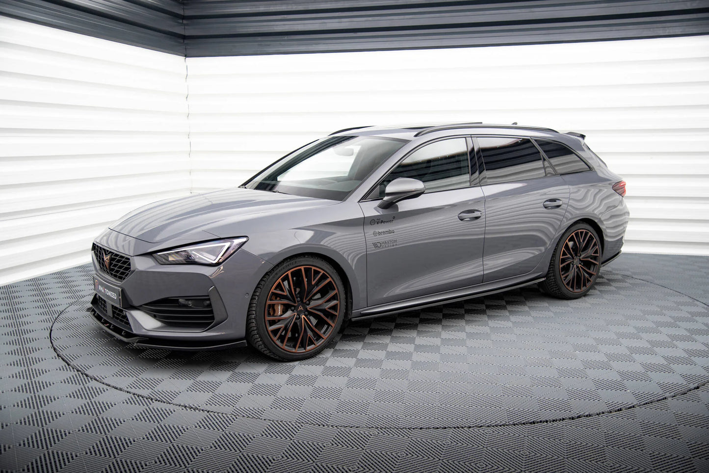 Cupra Leon Aero - Seitenschweller