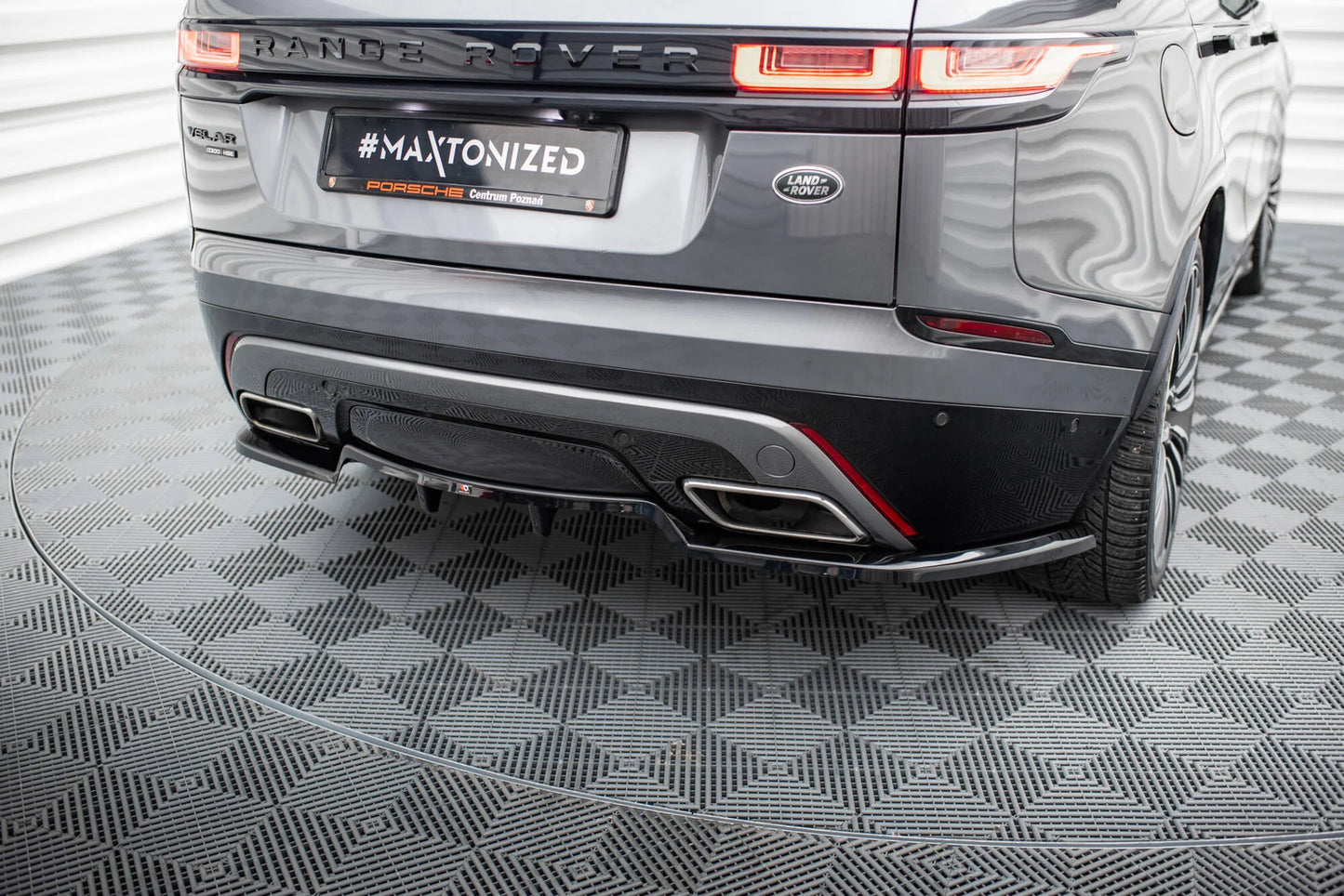Range Rover Velar - Heck Ansatz V.1