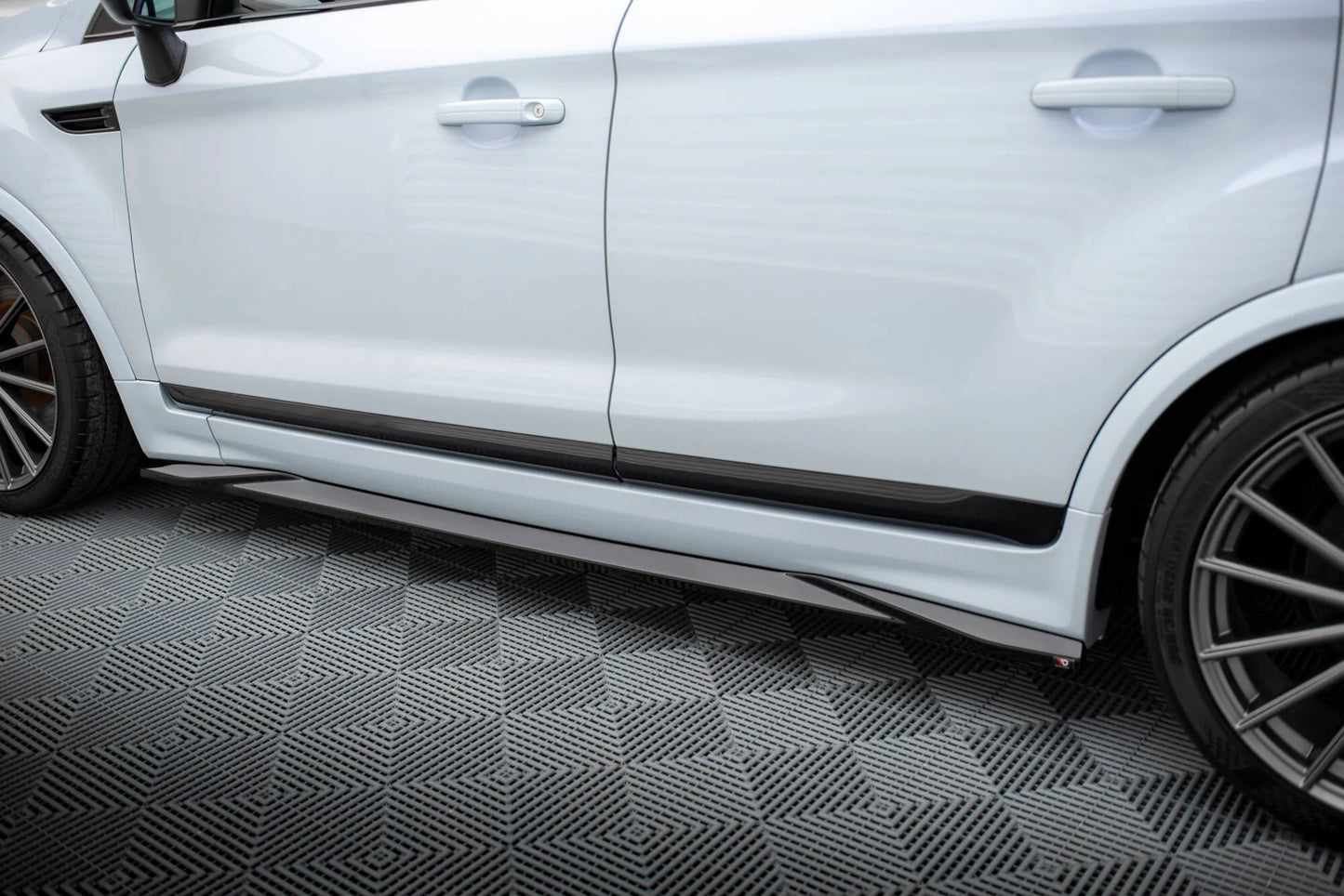 Ford Kuga ST Mk1 - Seitenschweller
