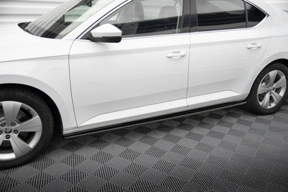 Skoda Superb - Seitenschweller