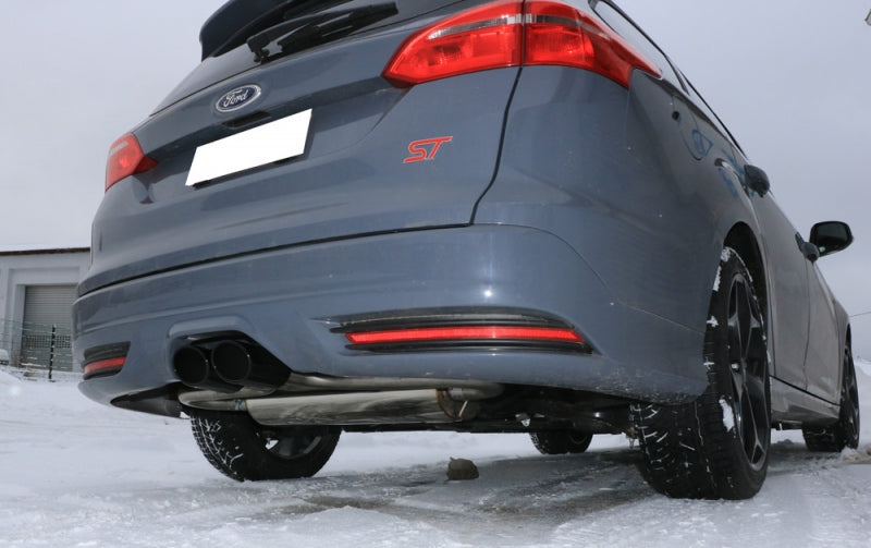 Ford Focus ST Turnier - Fox Performance Auspuff Mittig