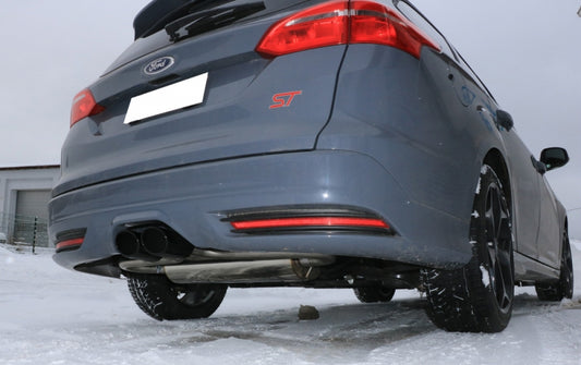 Ford Focus ST Turnier - Fox Performance Auspuff Mittig