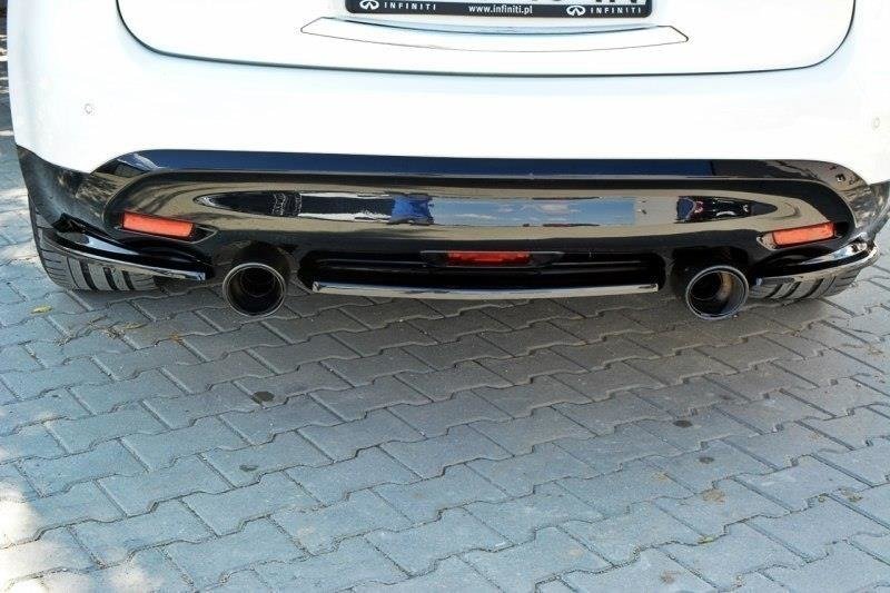 Infiniti QX70 - Heck Ansatz