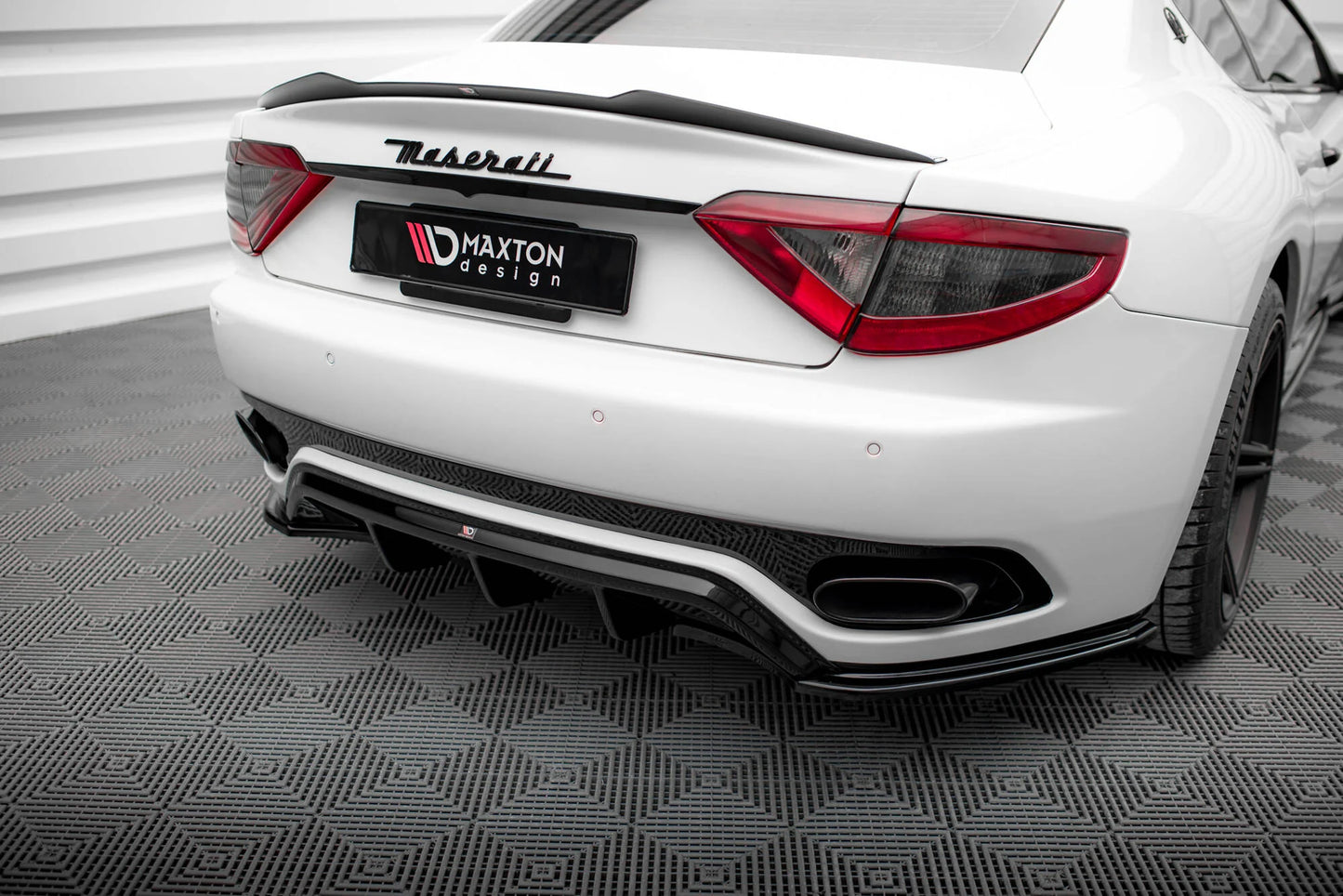 Maserati Granturismo Mk1 - Heck Ansatz
